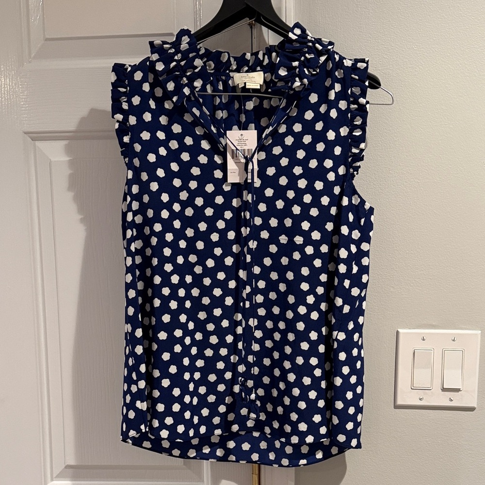 NTW. Kate Spade Blue and White Sleeveless Blouse. Silk. Size Small. Beautiful!
